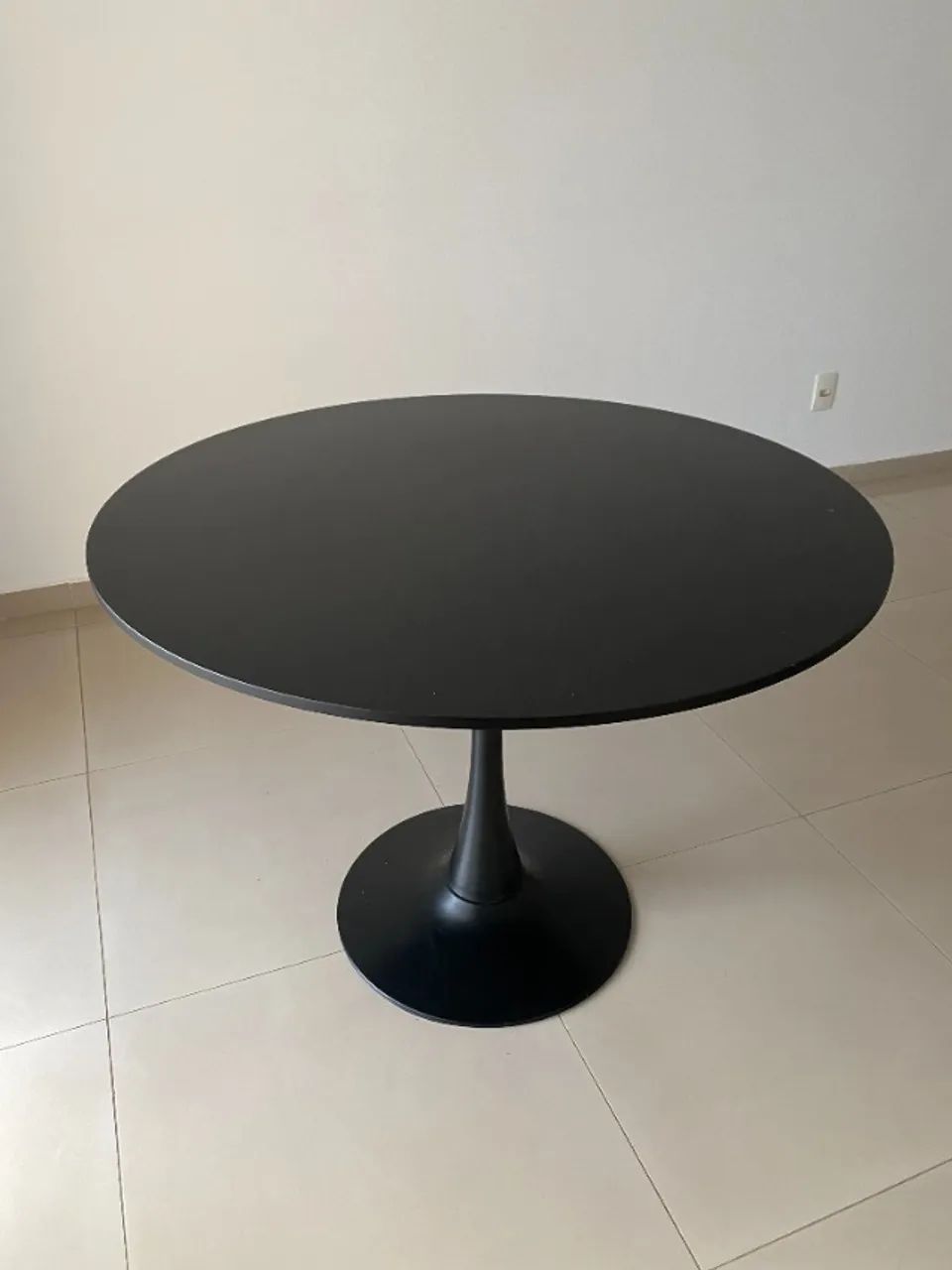 Mesa de jantar redonda tulipa saarinen preta 100 cm - Foto 3