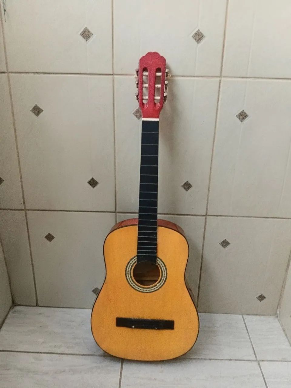 Violão moderno 