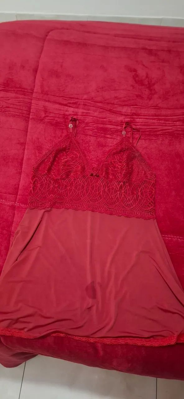 Camisola vermelha usada 