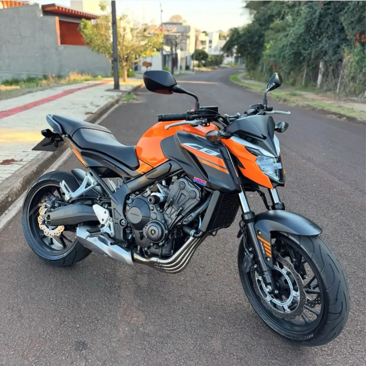 CB650F 