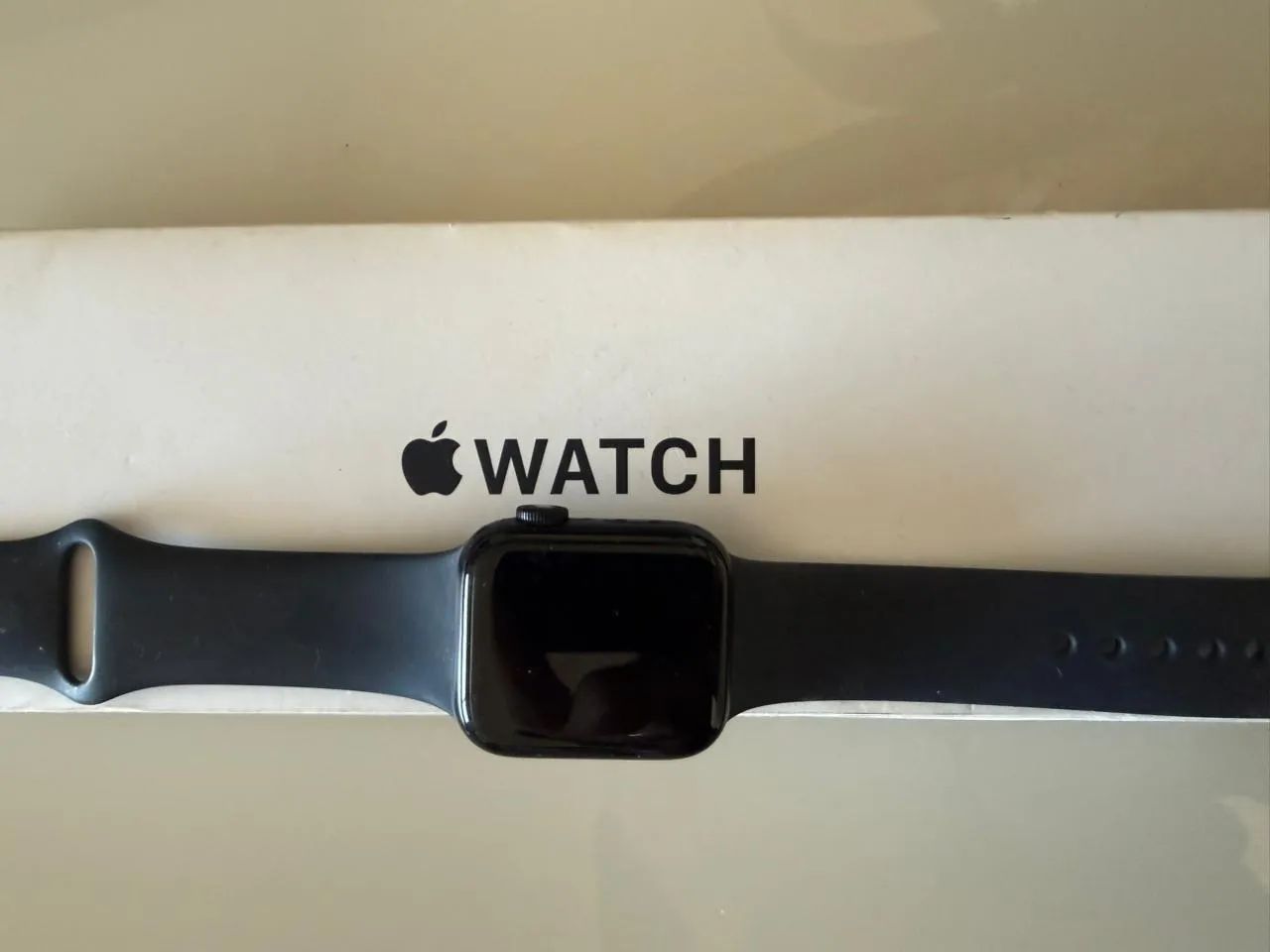 APPLE Watch SE 40 mm urgente !