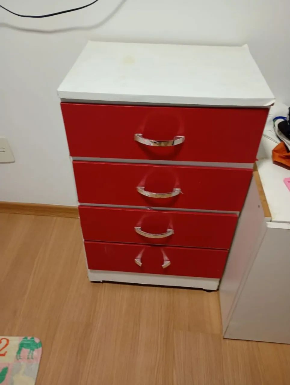 Vendo guarda-roupa e cômoda infantil  - Foto 4