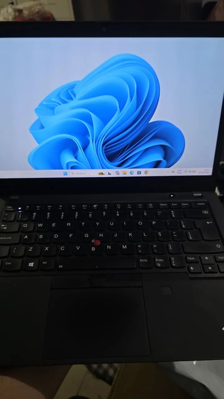 Lenovo t14 ryzen 7 - Foto 3