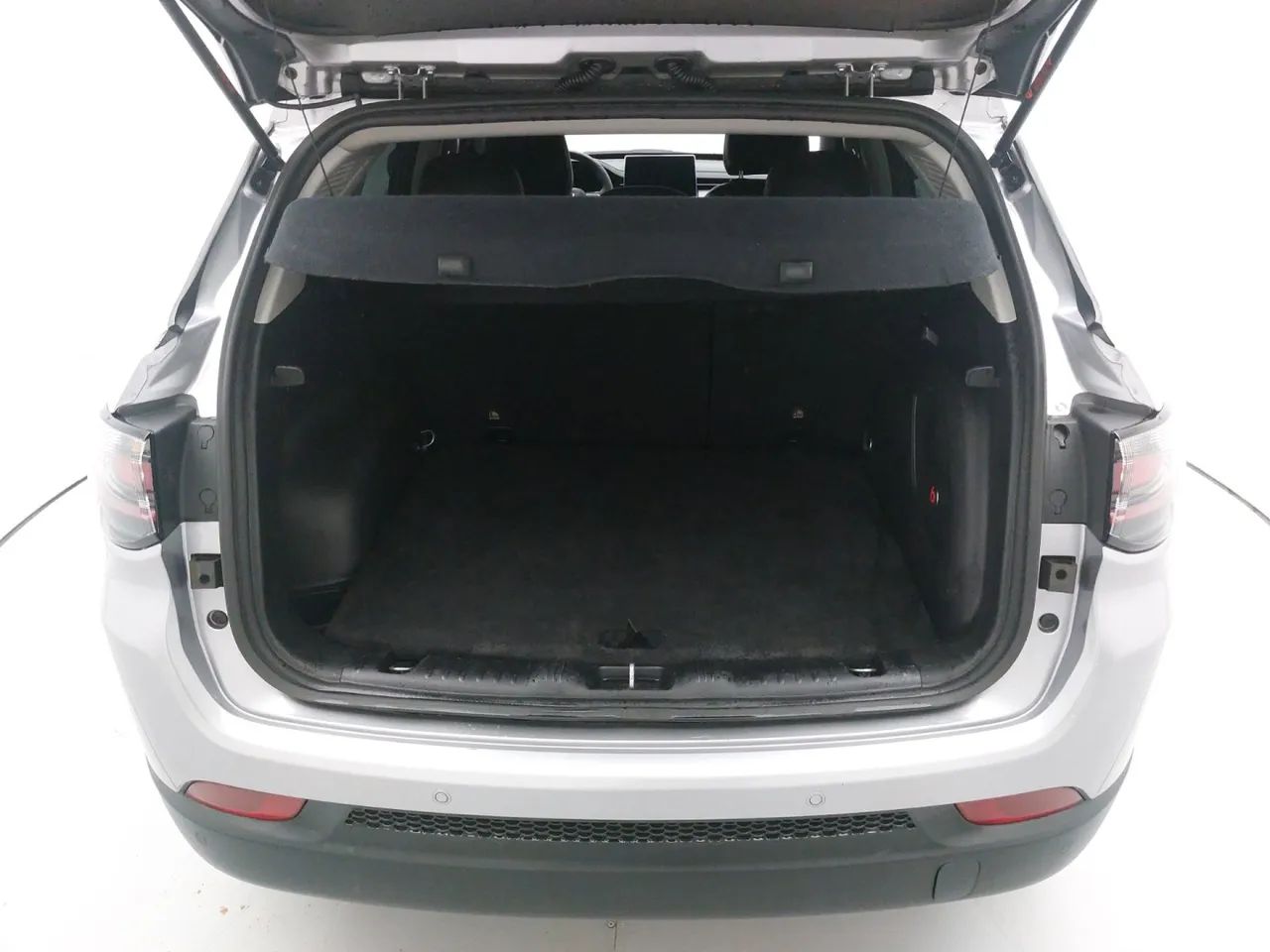 Jeep Compass LONG. T270 1.3 TB 4x2 Flex Aut., foto 9 de 18