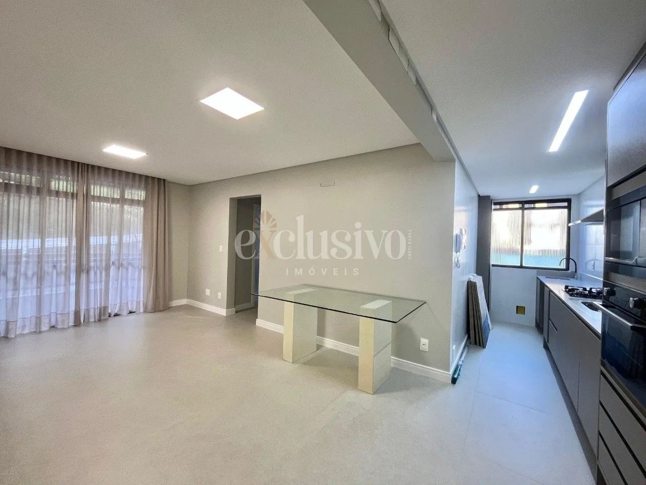 Apartamento 2 dormitórios em Coqueiros - Foto 4