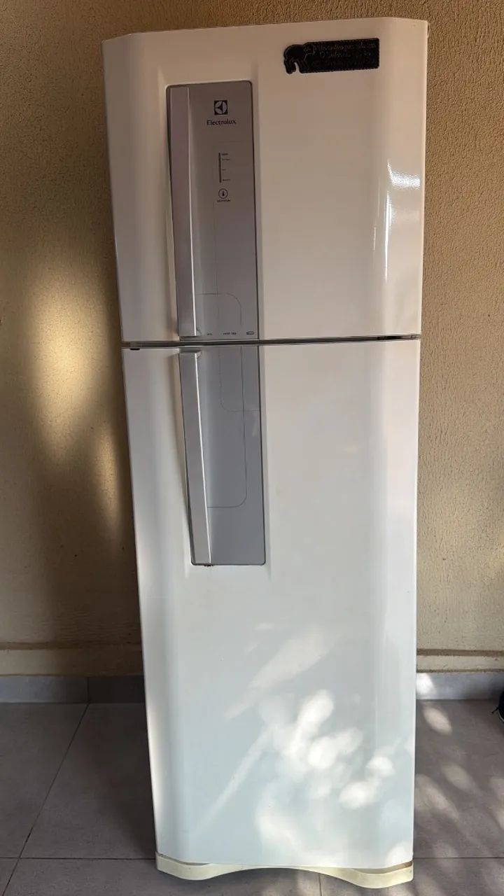 Geladeira funcionando perfeitamente 