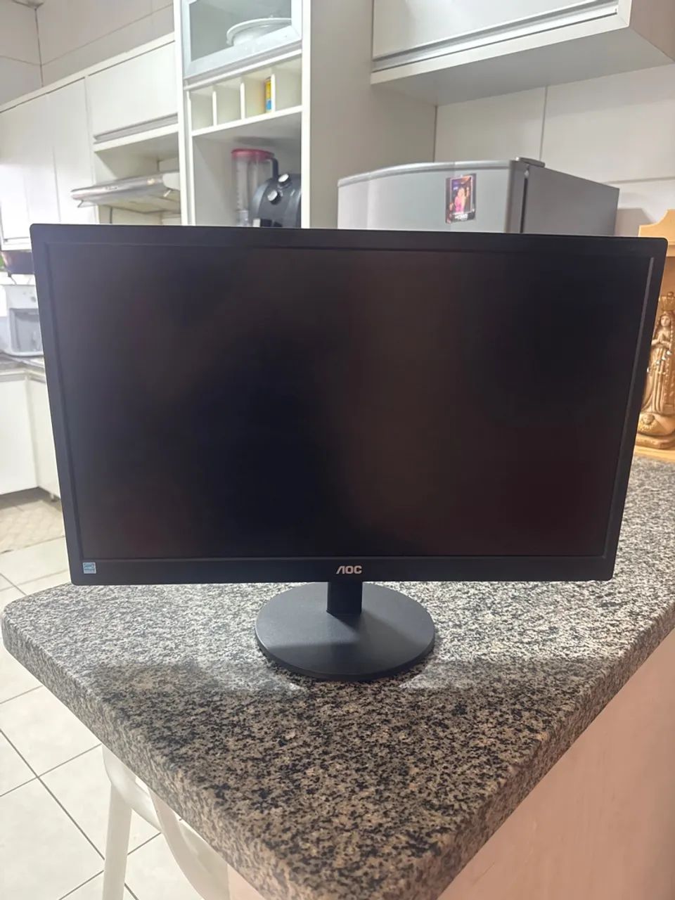 Monitor AOC Preto - R$ 100