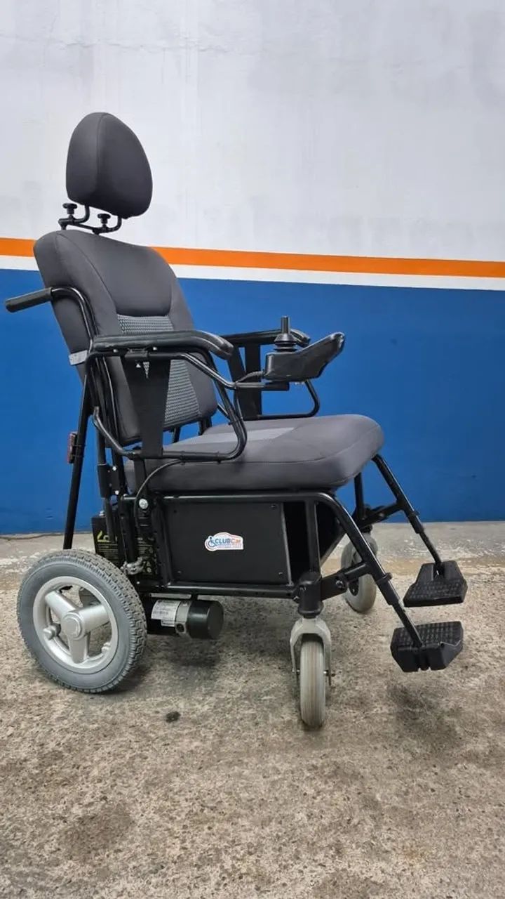 cadeira de rodas motorizada