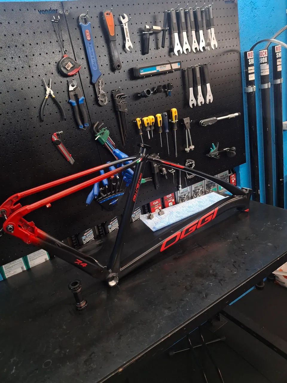 Quadro Oggi 7.4 XL2025