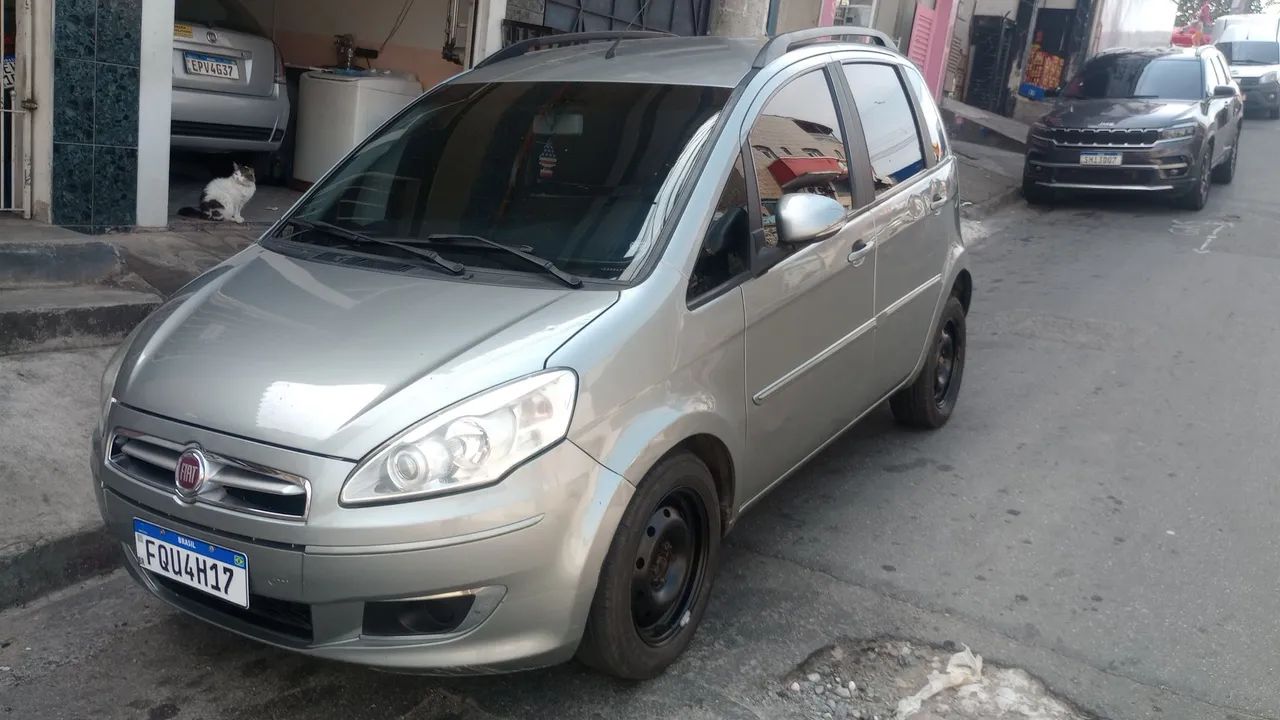 Fiat Idea Attractive 1.4 Fire Flex 8V 5P 2014