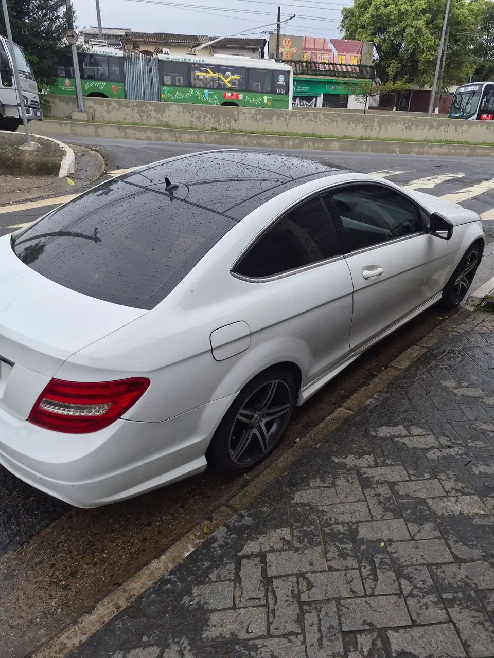 Mercedes-Benz C-180 CGI Coupe Sport 1.6 TB 16V Aut. 2013