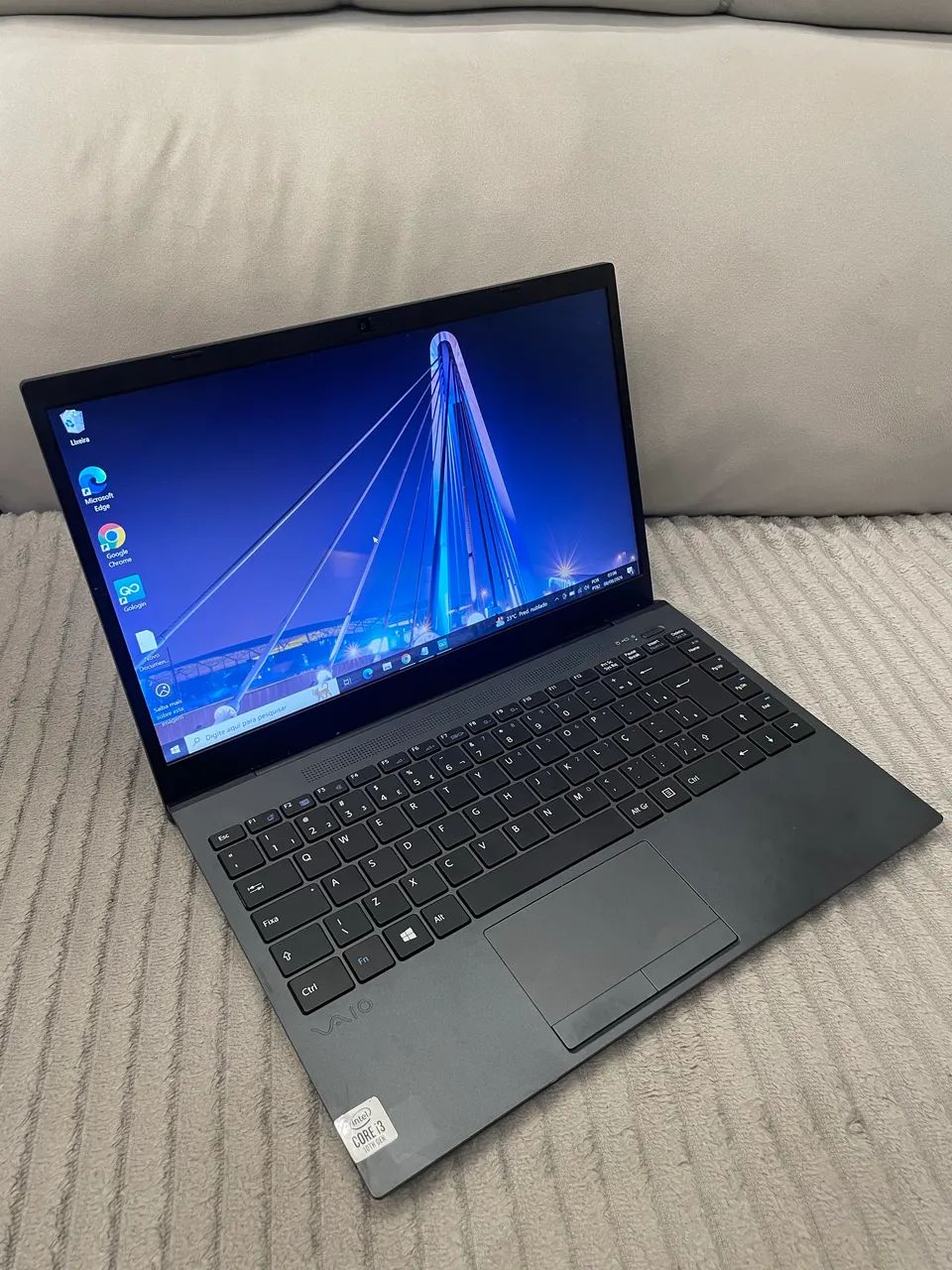 Notebook i3 10ª Ger/ 4GB RAM/ SSD/ FUNCIONANDO PERFEITAMENTE 