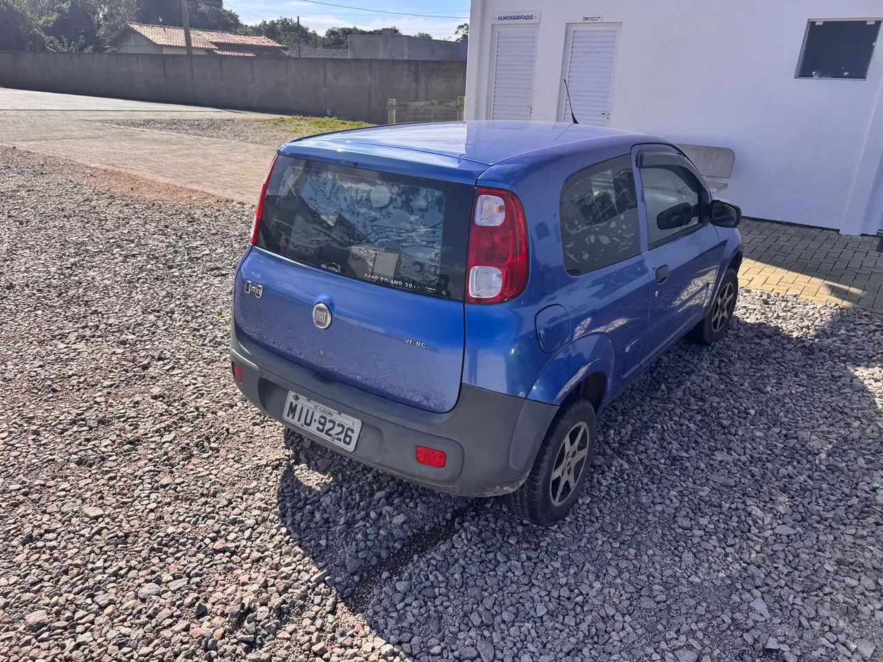 Fiat Uno Vivace 1.0 EVO Fire Flex 8V 3P 2012