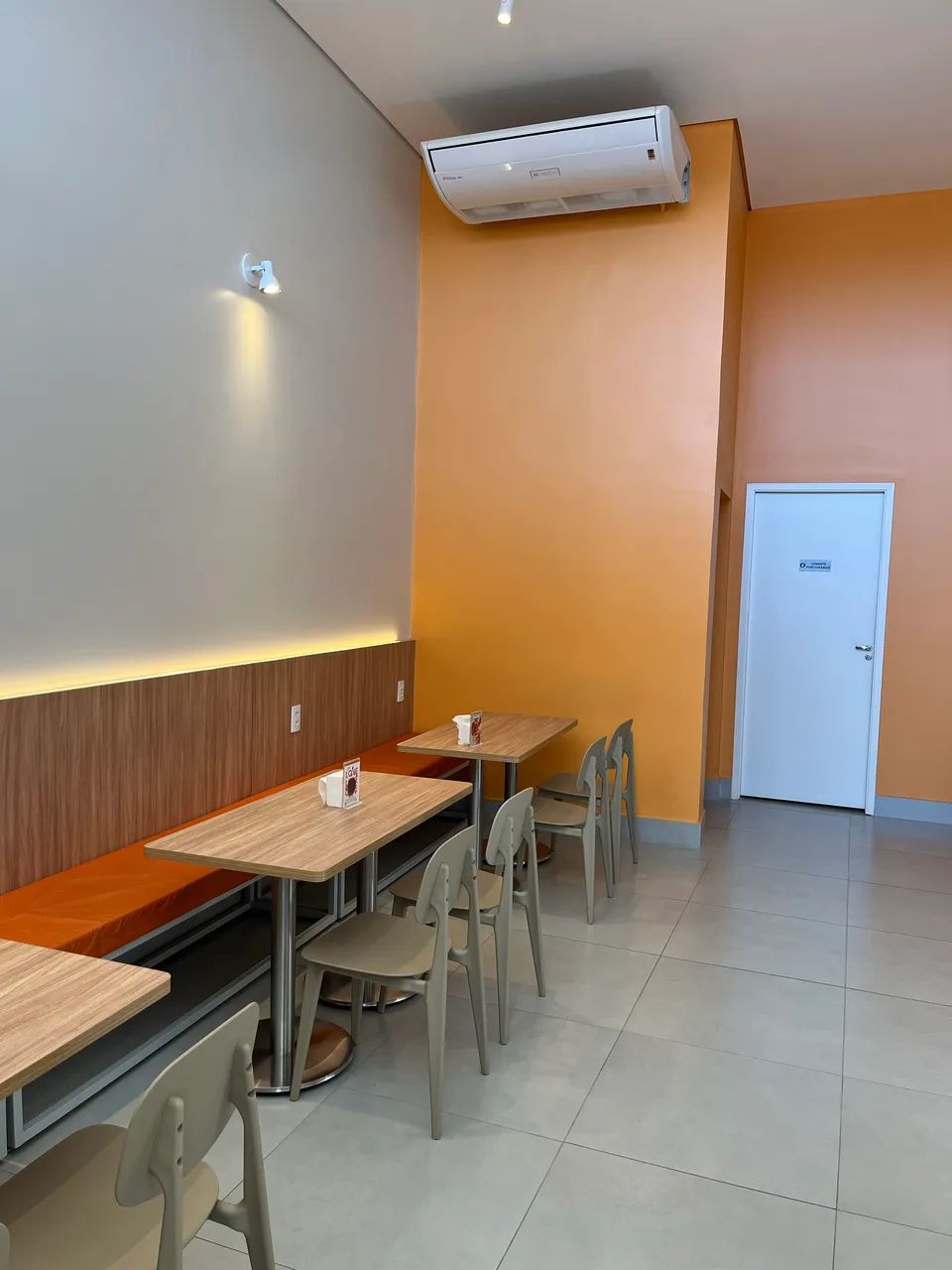 Vendo ponto comercial - Cafeteria montada - Foto 2