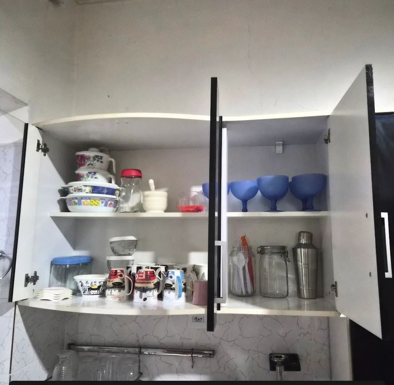 Armário com gaveteiro