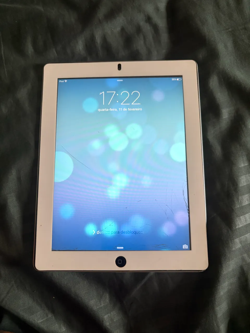 八6210【新品未開封】Apple iPad2 64GB ホワイト A1395 ipad 2 64gb
