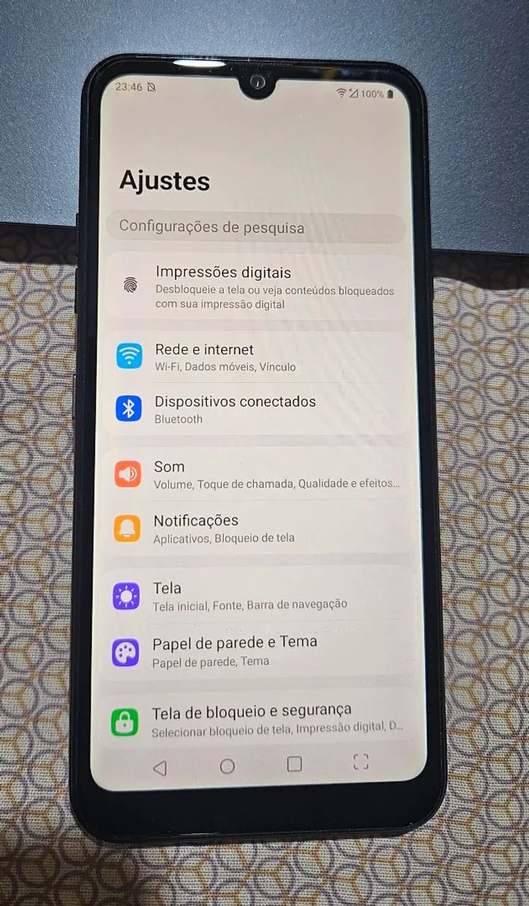 Aparelho celular LG K 40S