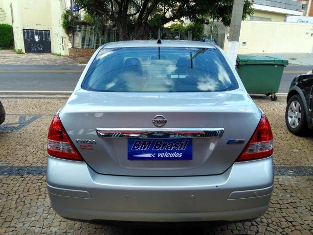 Nissan Tiida - Foto 3