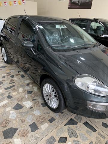 Fiat punto essence 1.6 2014 - Foto 4
