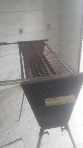 Churrasqueira de espetinho