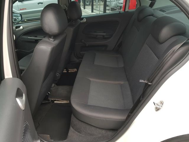 Vw Voyage G5 2013 1.0 Trend Completo Segundo Dono - Foto 13