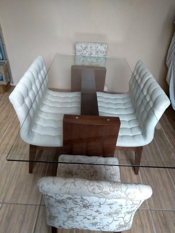 Mesa com cadeiras - Foto 2