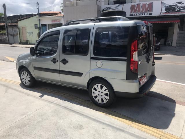 Fiat Doblò Essence 1.8 2012 - Foto 3