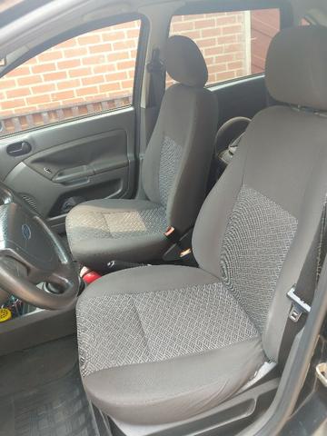 Ford Fiesta Sedan 1.6 Flex Completo GNV Mercosul Ar Gelando Vidro Direção Alarme Som DVD - Foto 8