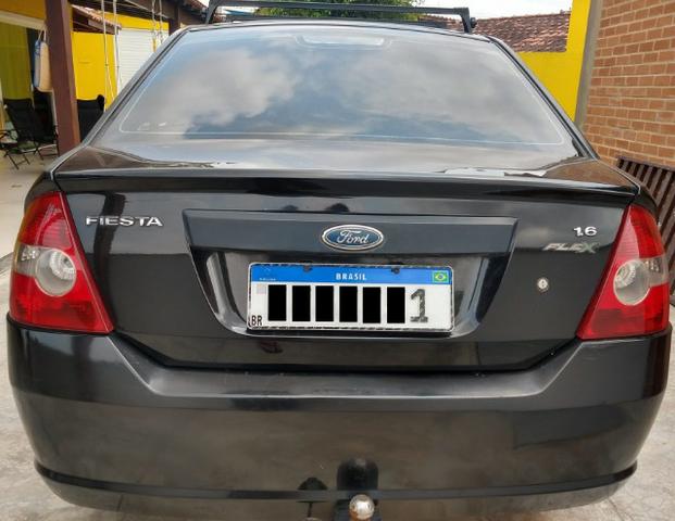 Ford Fiesta Sedan 1.6 Flex Completo GNV Mercosul Ar Gelando Vidro Direção Alarme Som DVD - Foto 4