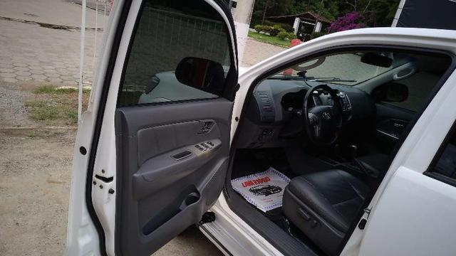 HILUX 3.O SRV CD TDI AUT. 2013 - Foto 7