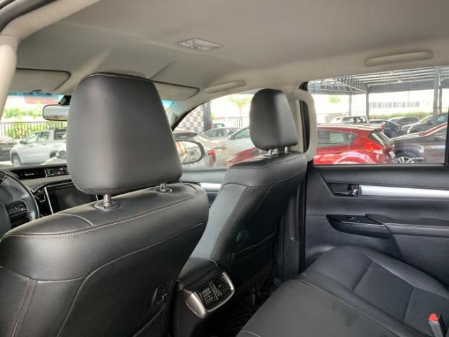 Toyota hilux 2017 2.8 srx 4x4 cd 16v diesel 4p automÁtico - Foto 8