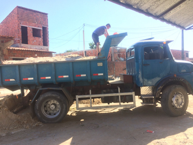 MATERIAL DE CONSTRUÇÃO!! Pedra,Brita,Areia,Arisco, carrada de 6 mt  - Foto 3