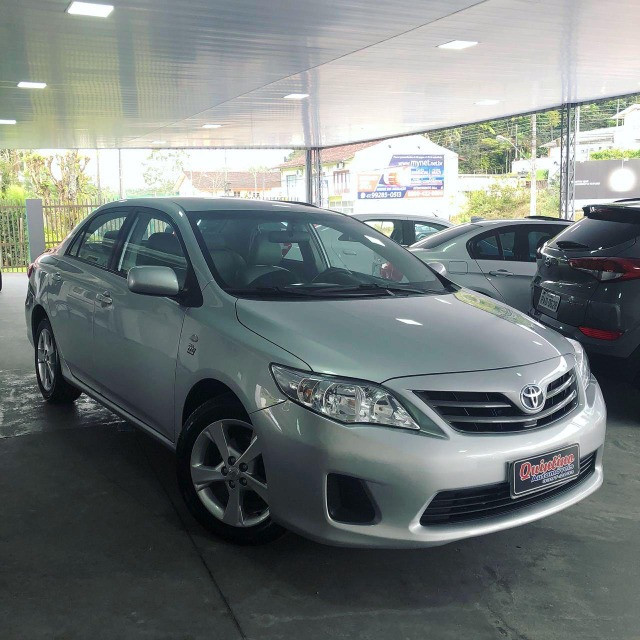 Toyota Corolla GLI 1.8 Automatico 2014 - Foto 3