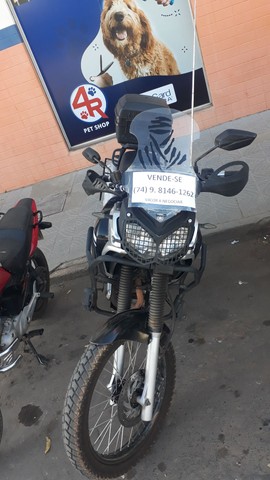 MOTO TENERE COMPLETA  11 ACESSÓRIOS 