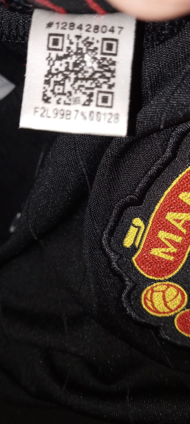 qr code camisa adidas