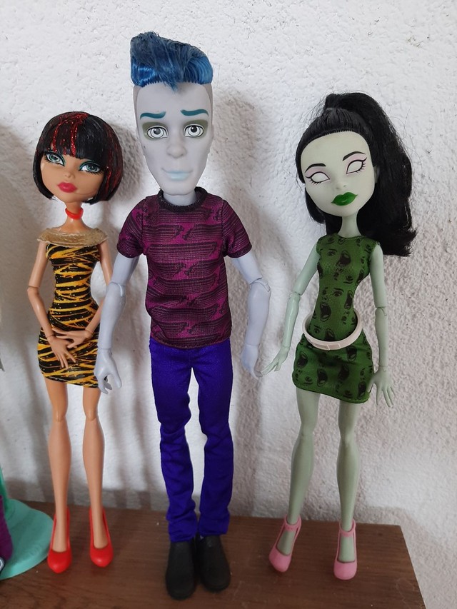 Boneca Monster High Student Disembody Council Doll Set 