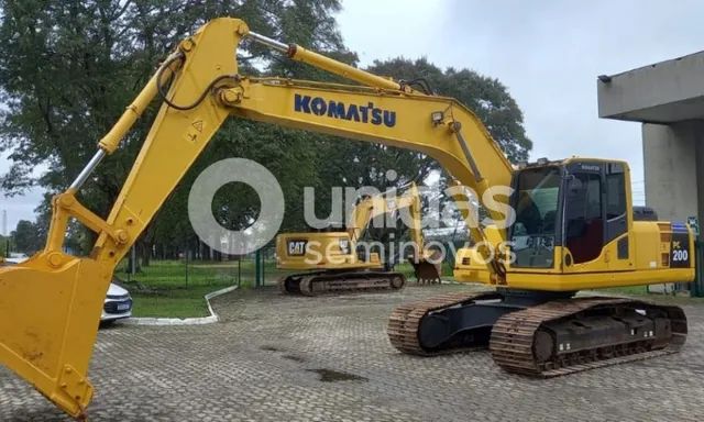 Escavadeira  Komatsu PC200 2018