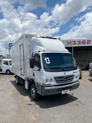 M. Benz  1016 ano 2013/2013 Baú Refrigerado Excelente Estado - Foto 3