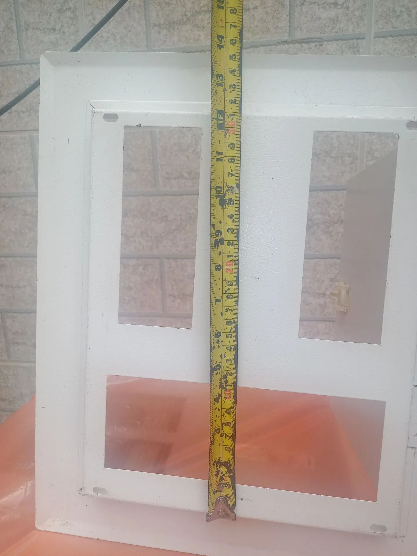 Tampa do Quadrqo de Distribuição CEMAR  - Foto 6