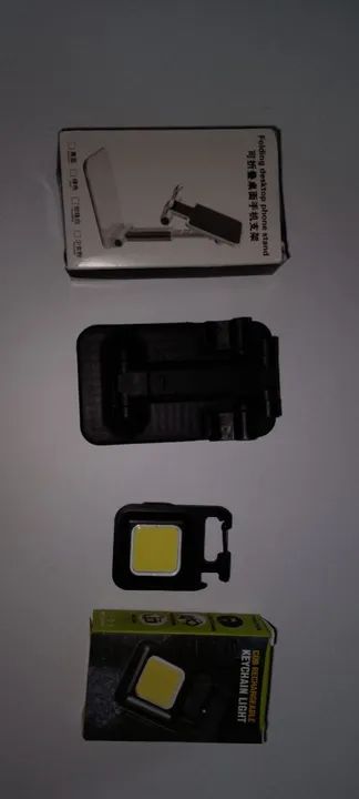 Suporte Celular + Chaveiro Lanterna