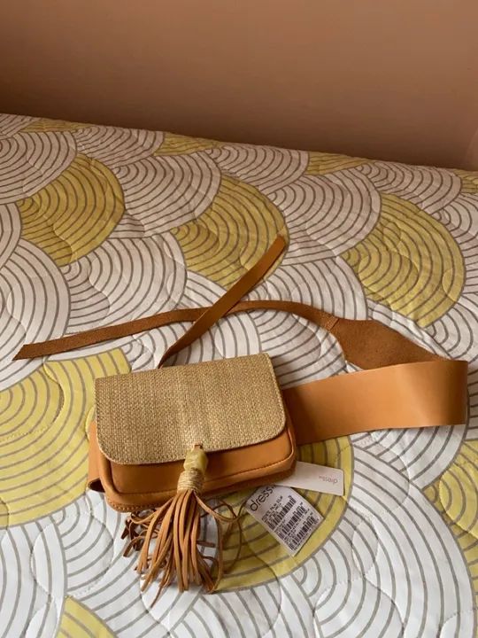 Pochete DRESS TO em couro tipo cinto  - Foto 2