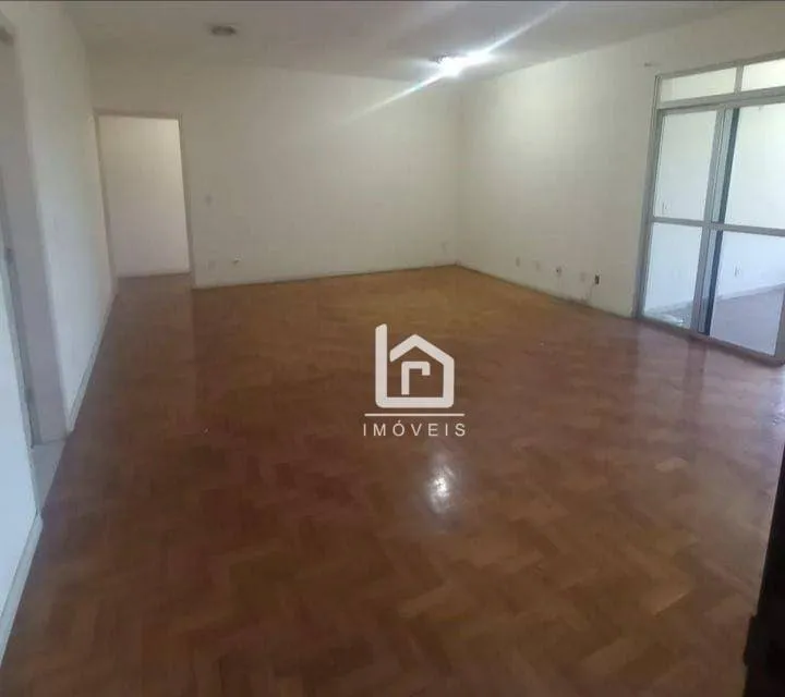 Oportunidade de empreendimento! GIGANTESCO apartamento 4 quartos sendo 1 suíte na Glória!!