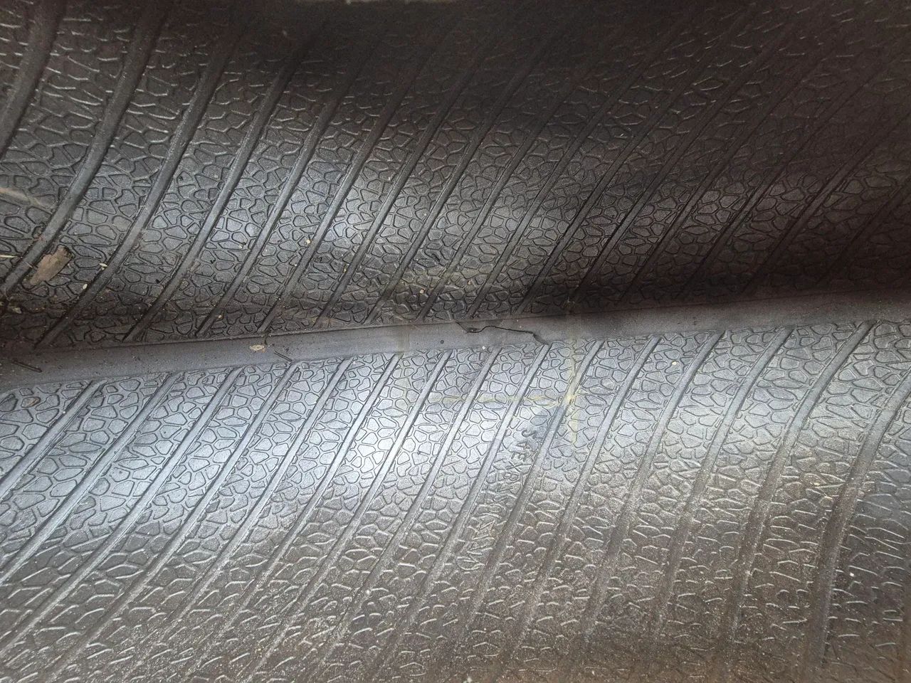 Pneu 1400x24 usado - Foto 3