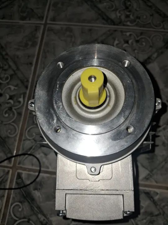 Motor Elétrico Bonfiglioli 71C4 - 0,55kW - 230/400V - 50/60Hz - Foto 2