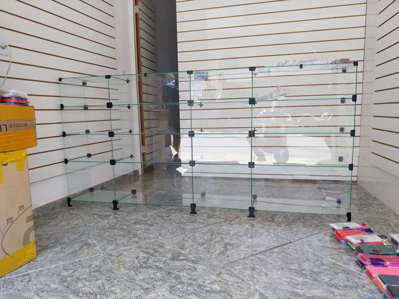 Balcões em vidro modulado temperado novos e usados. - Foto 3
