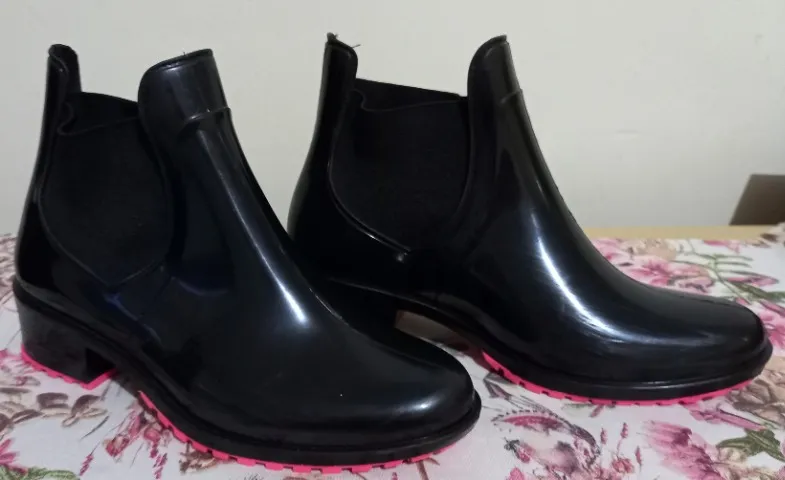 Bota Galocha feminina