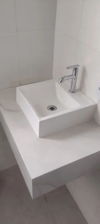 Bancada de porcelanato com cuba de sobrepor  - Foto 2