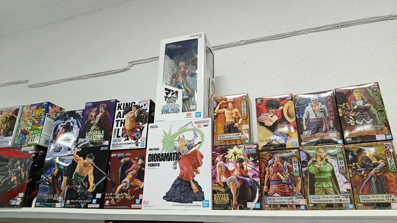 Coleção de Figuras One Piece - Diversos Personagens