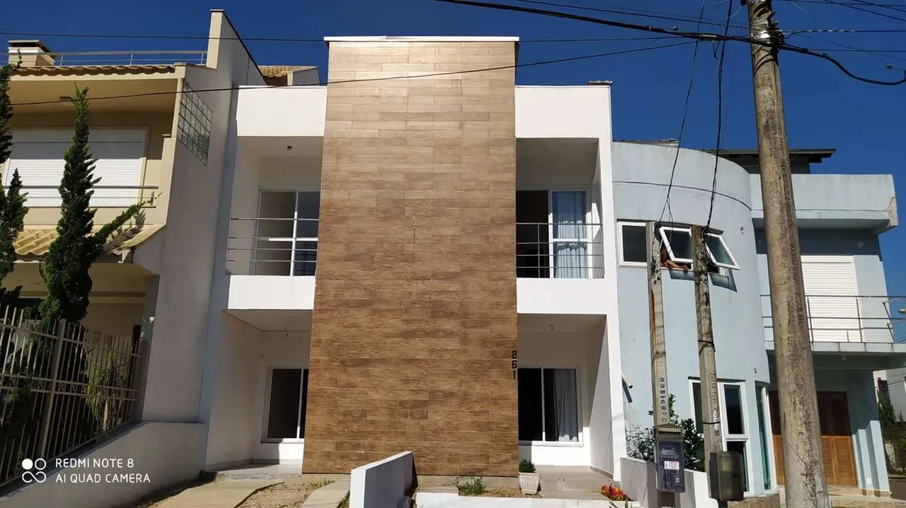Casa de condomínio em Rua Canísio Binsfeld - Hípica - Porto Alegre/RS