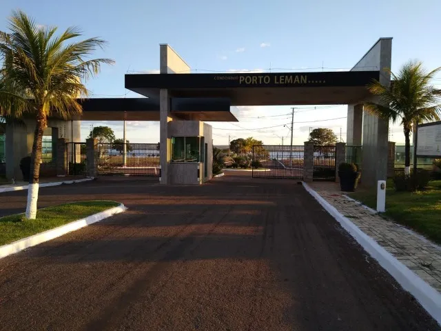 LOTE FRENTE PARA O LAGO - CONDOMÍNIO PORTO LEMAN